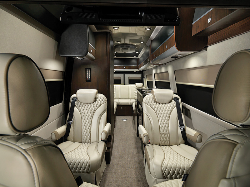 Airstream تكشف عن منزلها الفاخر الجديد